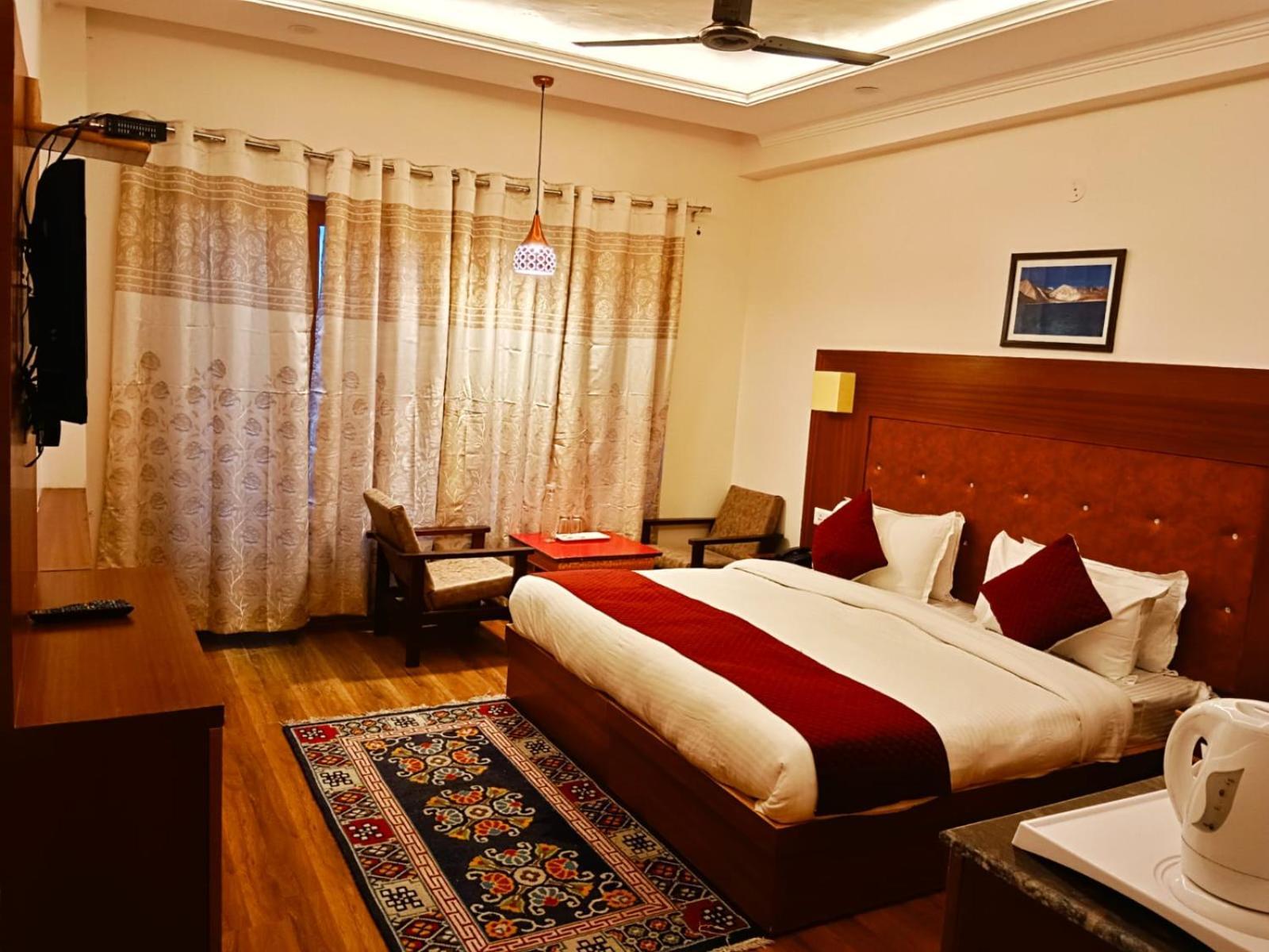 Kidar Hotel เลห์ ภายนอก รูปภาพ