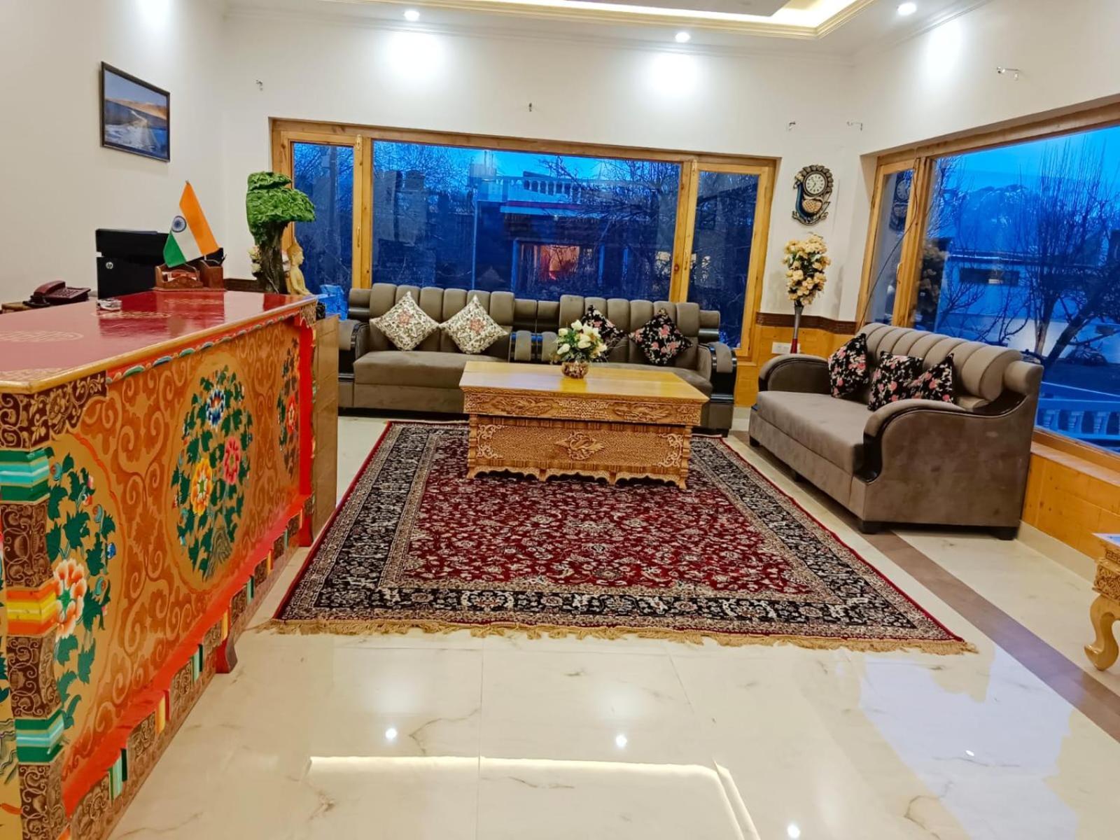 Kidar Hotel เลห์ ภายนอก รูปภาพ